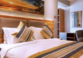 Raha Hotel & Suites